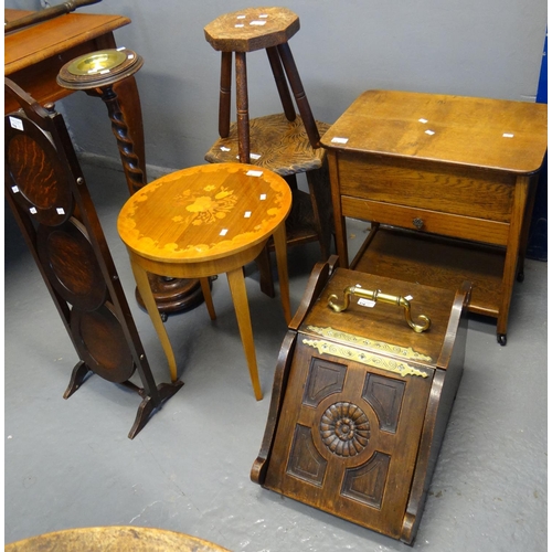 516 - Collection of mainly early 20th century furnishing items to include: oak and brass purdonium, oak th... 