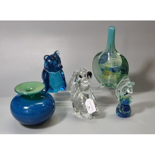 94 - Collection of Mdina and other Art glass items; animals, lollipop vase etc. (5)
(B.P. 21% + VAT)