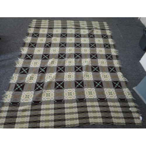 156 - Vintage woollen Welsh tapestry blanket or carthen. 224 x 167cm approx. 
(B.P. 21% + VAT)