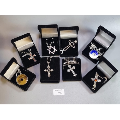 289 - Collection of cased silver pendants and chains: tigers eye etc. 
(B.P. 21% + VAT)