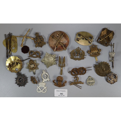 302 - Large collection of British Military cap badges, including: Rifle Insignia, Lothians Border Horse Ye... 