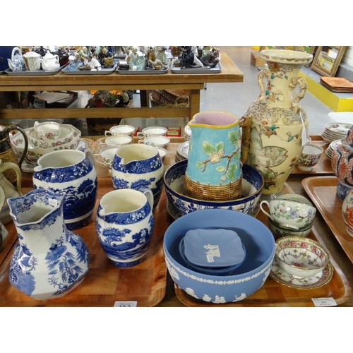 343 - Two trays of assorted china to include: Victorian Majolica jug decorated with flowers and foliage, J... 