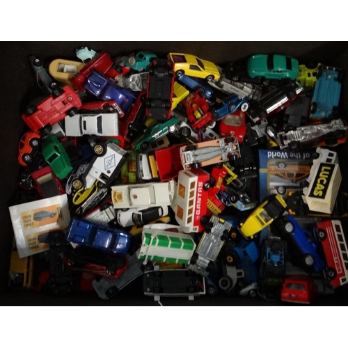 431 - Collection of play worn diecast model vehicles, various.  (B.P. 21% + VAT)