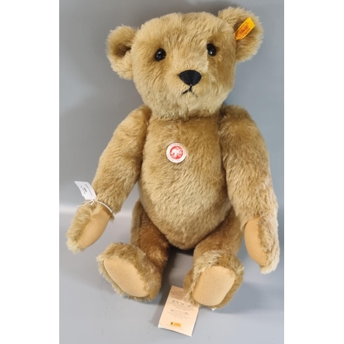 466 - Modern Steiff 'North American Excusive 2008' teddy bear in original bag.  (B.P. 21% + VAT)