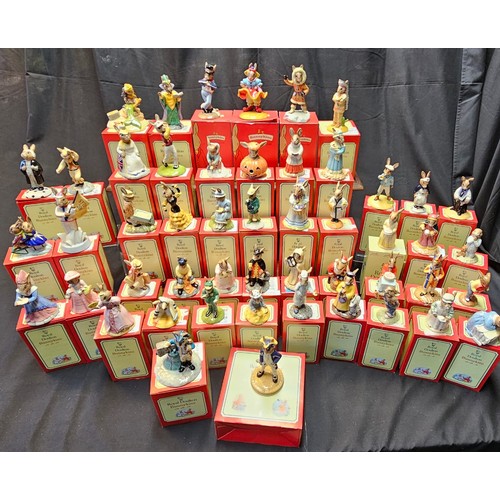 388 - Box of assorted Royal Doulton 'Bunnykins' figures in original boxes.   (B.P. 21% + VAT)