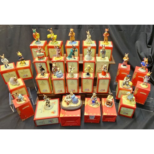 390 - Box of assorted Royal Doulton 'Bunnykins' figures in original boxes.   (B.P. 21% + VAT)