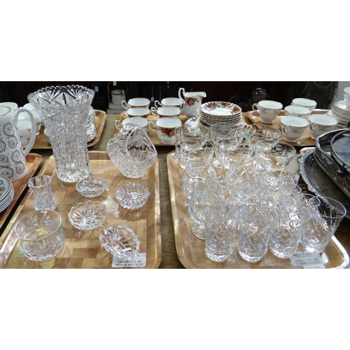 332 - Two trays of glassware to include: cut glass vase, ring holders, trinket trays, trinket boxes, baske... 