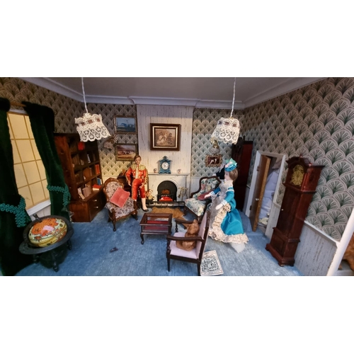 516 - Large Georgian style double fronted doll's house opening with two panels to reveal an interior conta... 