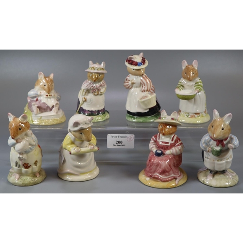 200 - Collection of Royal Doulton Brambly hedge figures to include: 'Mr Toadflax', 'Dusty and Baby', 'Mrs ... 