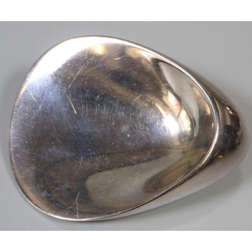 297 - Georg Jensen silver Oyster brooch.   (B.P. 21% + VAT)