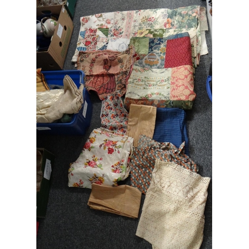 353 - Box of textiles to include: partly made patchwork quilts, cushion covers, various vintage fabrics; l... 