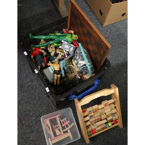 368 - Box of modern toys to include: child's Abacus, wooden dolls furniture, Subbuteo football players, ac... 