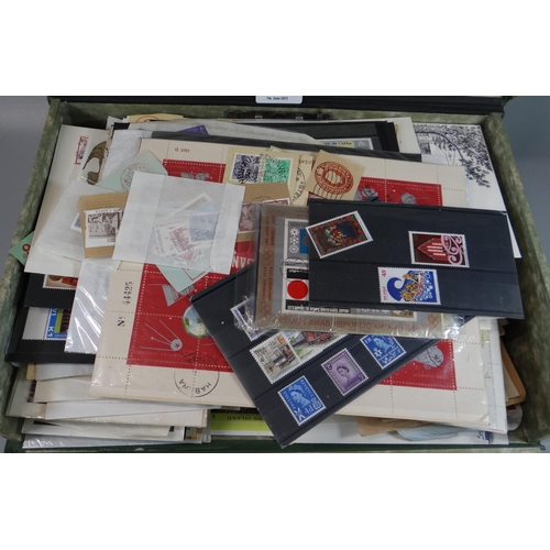 85 - Box file with all world collection of mint and used stamps covers etc.   (B.P. 21% + VAT)