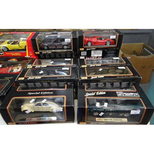 446 - Collection of ten Maisto Special Edition 1:18 scale model diecast vehicles all in original boxes, to... 