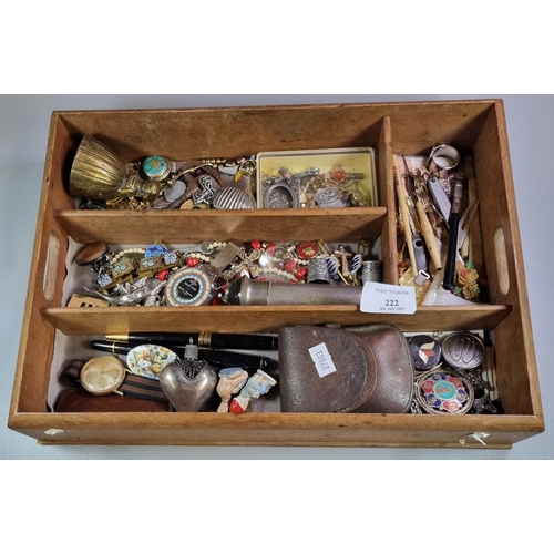 222 - Collection of items, to include: pens, penknife, large key, bone handled items, mother of pearl item... 