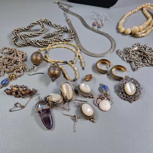 270 - Bag of assorted silver and other jewellery: chains, necklaces, earrings etc.  (B.P. 21% + VAT)