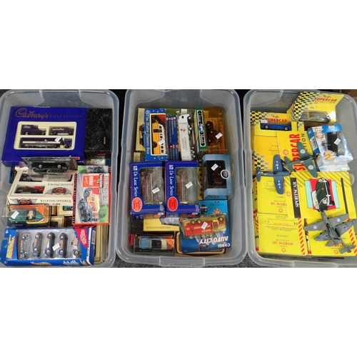 325 - Three boxes of assorted, mainly boxed, diecast model vehicles, to include: Hot Wheels, Promotional, ... 