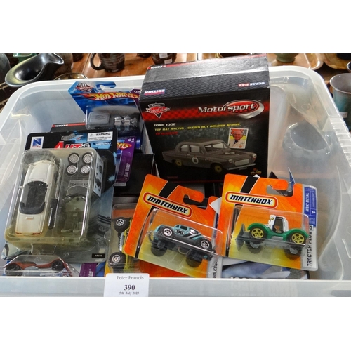 390 - Plastic box of assorted diecast model vehicles, to include: Matchbox, Hot Wheels, Corgi Drivetimes M... 