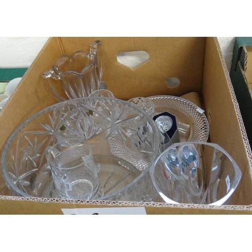 486 - Box of glassware.  (B.P. 21% + VAT)