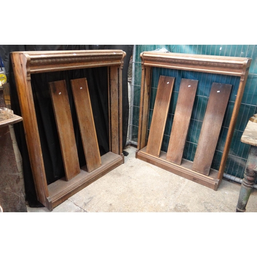 501 - Pair of early 20th century oak bookcases.  (B.P. 21% + VAT)