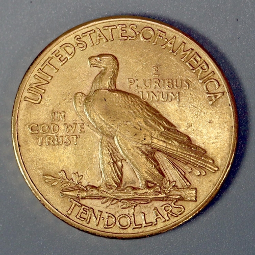 233 - USA 10 Dollar gold coin dated 1915.  16.8g.   (B.P. 21% + VAT)