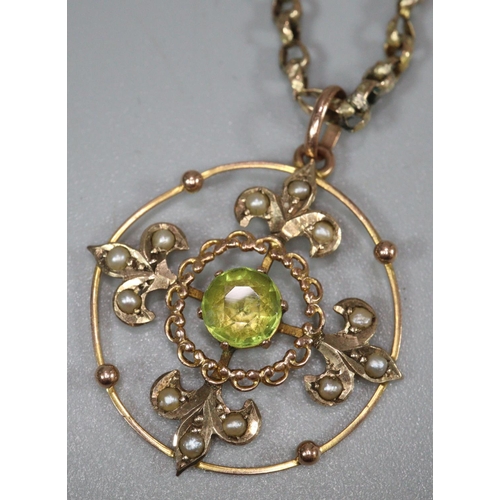 262 - Art Nouveau design 9ct gold Peridot and Seed Pearl pendant necklace.  5.2g approx.  (B.P. 21% + VAT)