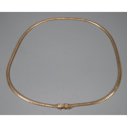 268 - 18ct gold snake chain design necklace marked 750.  43cm long approx.  19.1g approx.   (B.P. 21% + VA... 