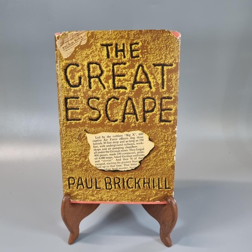 128 - Brickhill , Paul, 'The Great Escape', first Edition 1951 hardback book with dust jacket featuring si...