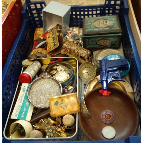 205 - Box of assorted coins, Post Office Savings Bank, potato gun, Rhymney & Crosswell's advertising ashtr... 