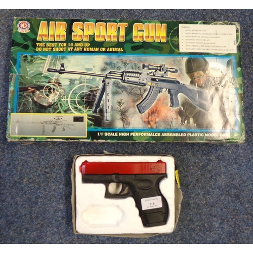 218 - Air Sport gun No. 2115 made by Xanda, together with a Supergun HG147 (2)  Over 18s Only.  (B.P. 21% ... 