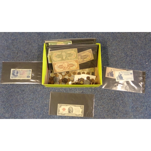 220 - Box of assorted coinage to include: 1951 Crown, Marriage of Prince of Wales and Lady Diana spencer, ... 