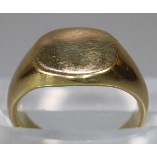 248 - 18ct gold gents signet ring.  Size G.  5.4g approx.  (B.P. 21% + VAT)