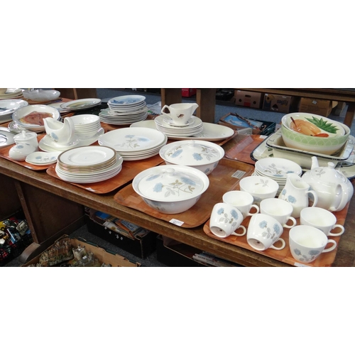 361 - Four trays of mostly Wedgwood 'Ice Rose' design bone china to include: plates, bowls, sauceboat on s... 