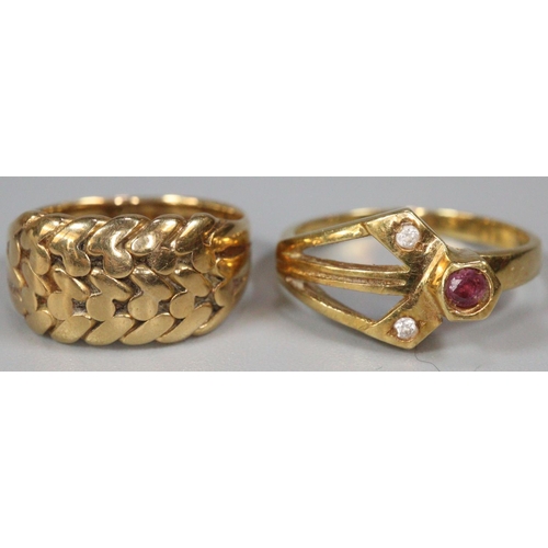 204 - 18ct gold puzzle type design ring together with 14ct gold stone set dress ring.  8g approx.  Ring si... 