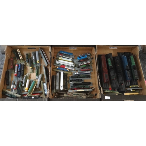 278 - Three boxes of model railway items mostly N gauge to include: Delprado Collection 1:160 scale, inclu... 