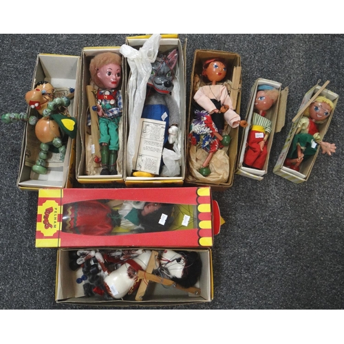 295 - Two trays of Pelham Puppets in original boxes to include: Wolf, Gypsy, Baby Dragon, Horse, girl,  Ju... 