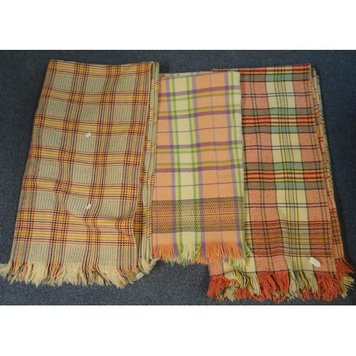 145 - Three vintage woollen check blankets/Carthen, in various colours, two with fringed edges .  (3)  (B.... 
