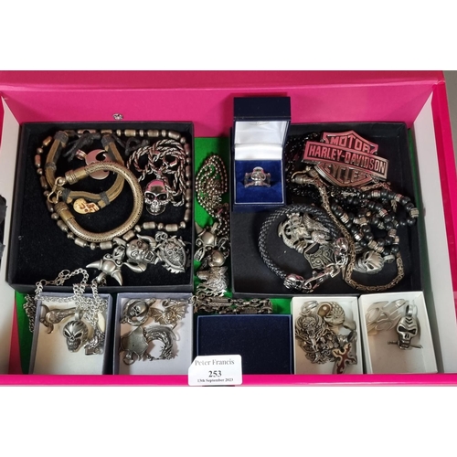 253 - Collection of biker, punk, gothic, skull and other jewellery, to include: Live to Ride pendant and c... 