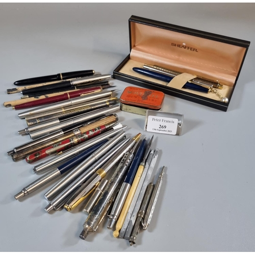 269 - Box of assorted vintage and other pens: Parker 14k gold nib etc.  (B.P. 21% + VAT)