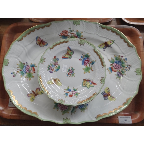 290 - Tray containing Herend Hungarian 'Queen Victoria' pattern design hand painted porcelain plates and o... 