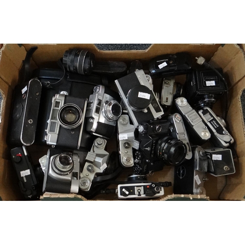 302 - Box of vintage cameras to include: Zenit TTL, Voigtlander Vito CLR, Koroll Bencini, Petri 7S, Olympu... 