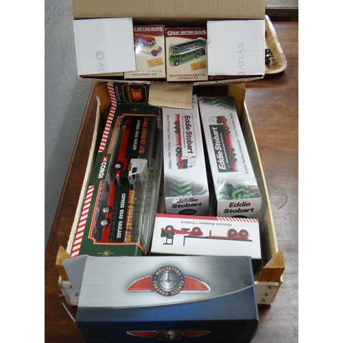 349 - Collection of diecast 1:76 scale replica models of Great British Buses in original boxes together wi... 