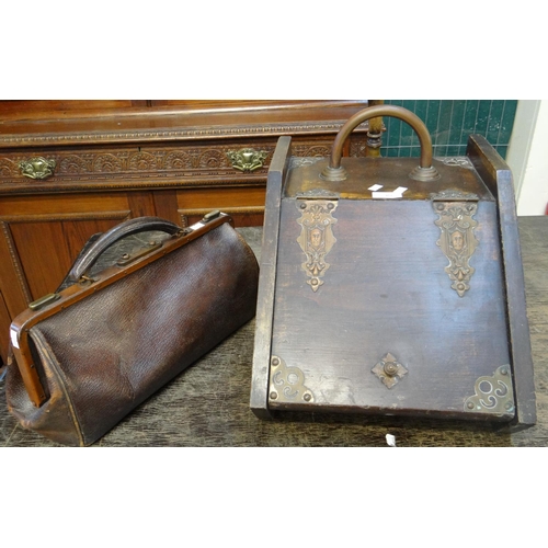 453 - Edwardian metal mounted stained beech purdonium coal box with liner and shovel together with a small... 