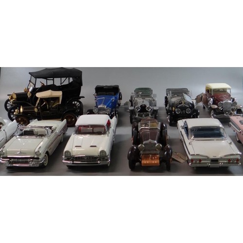 375 - Two plastic boxes of Franklin Mint diecast model vehicles, all appearing in their original boxes and... 