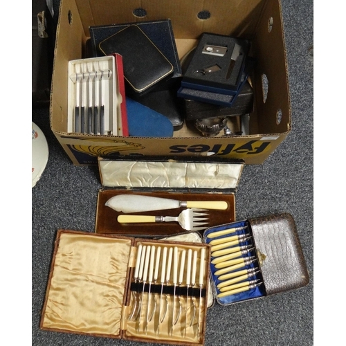 297 - Box of metalware to include: various cased plated cutlery, cased serving set with silver collars, nu... 