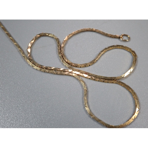 213 - 14k gold chain. 5.6g approx. 
(B.P. 21% + VAT)