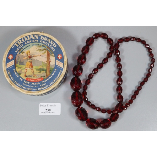 230 - 1930s/40s Cherry bakelite faceted necklace. 
(B.P. 21% + VAT)