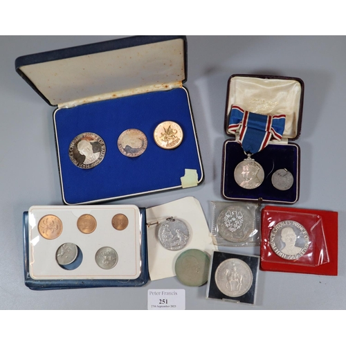 251 - Collection of coinage to include: Britain's First Decimal coins, Prince Charles of Wales 1969 commem... 