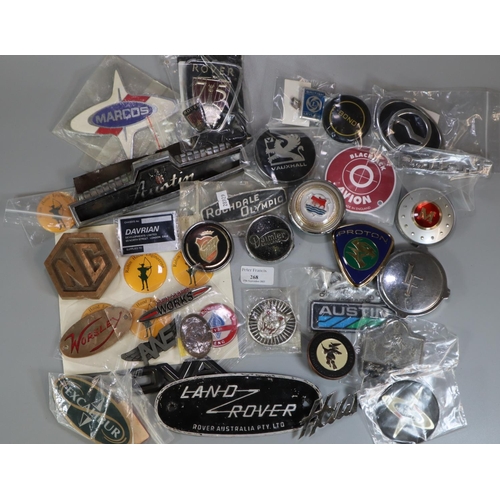 268 - Collection of vintage and other car badges to include: Excalibur, Grinnall, Austin, Vauxhall, Nova, ... 