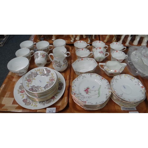 302 - Two trays of china to include: Royal Doulton Art Deco design part teaset and Wedgwood 'Lichfield' de... 